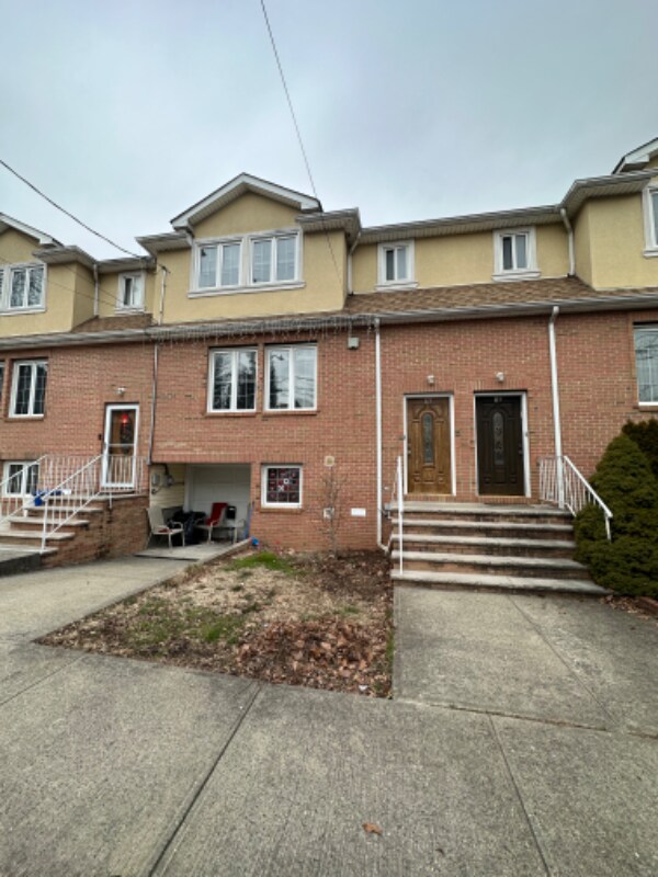 121 Belair Rd, Staten Island, NY 10305 House Rental in Staten Island, NY
