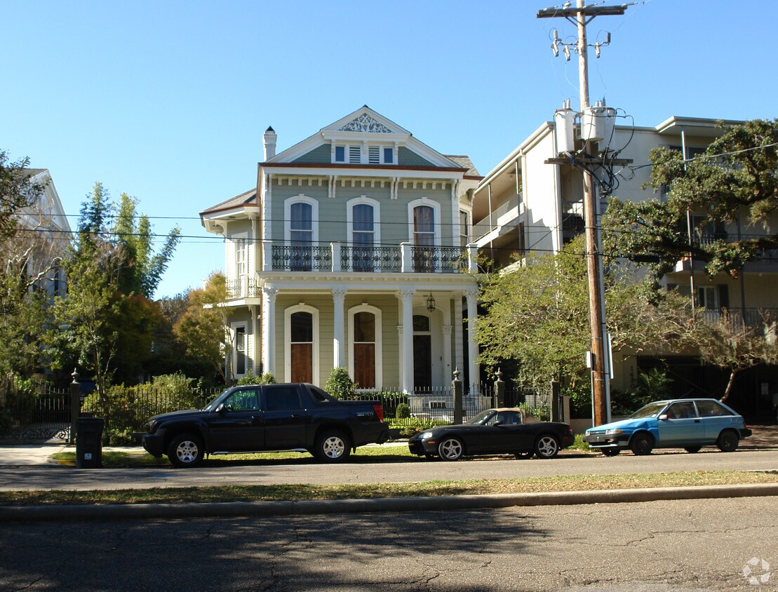 Foto principal - 1428 Jackson Ave