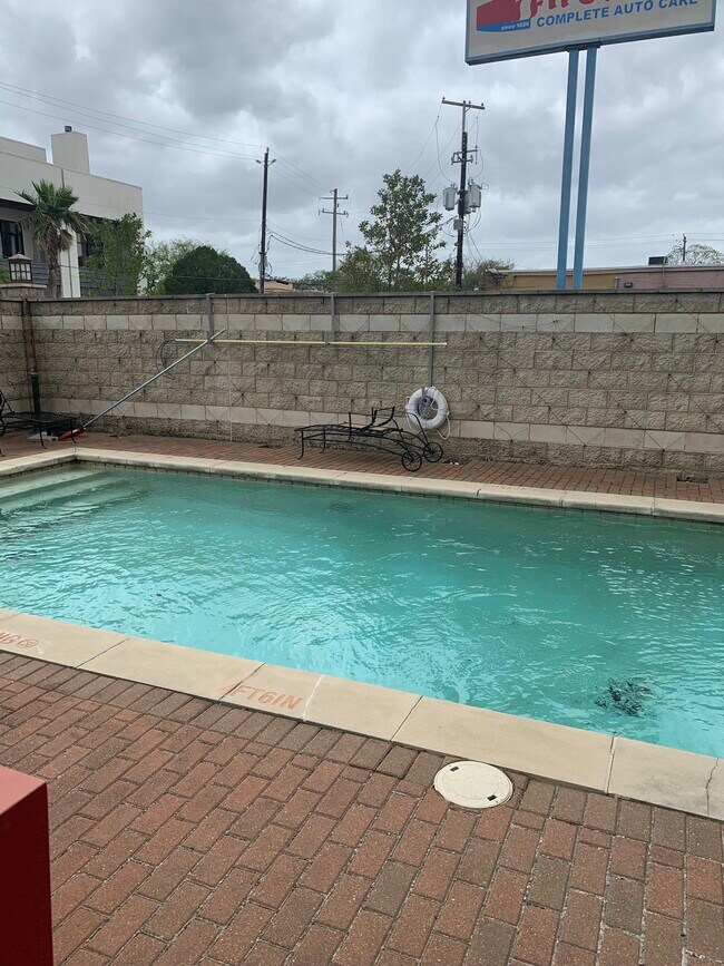 Foto del edificio - 2520 Robinhood St