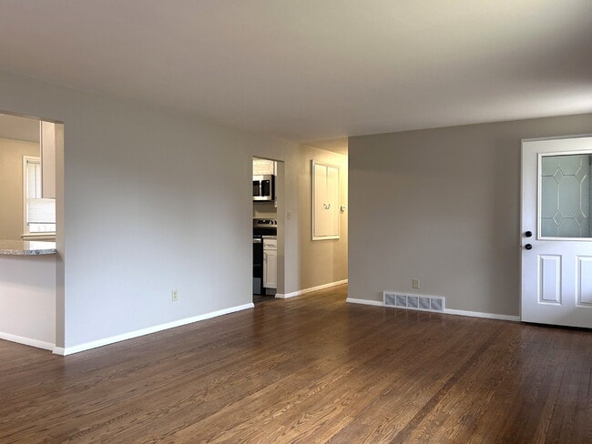 Foto del edificio - Fully Renovated 3 Bedroom Ranch!