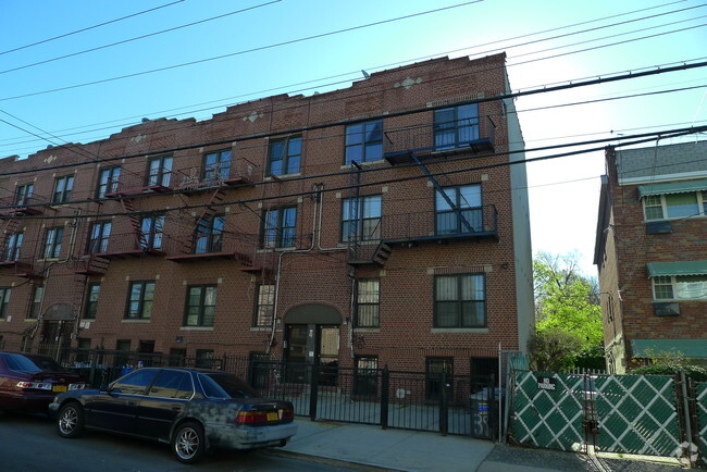 Building Photo - 3942 Barnes Ave