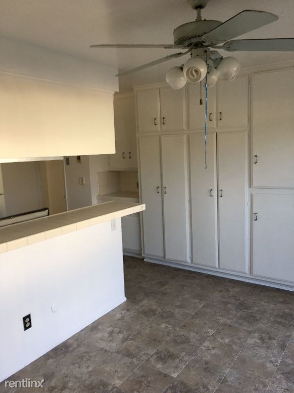 Building Photo - 2 br, 2 bath Apartment - 503 Fairview Ave