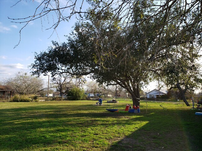 Foto del edificio - 24760 County Road 320