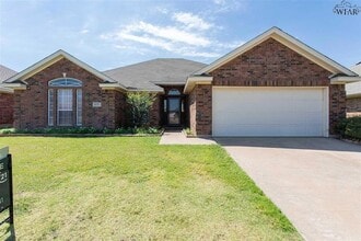 Building Photo - 6051 Laci Ln