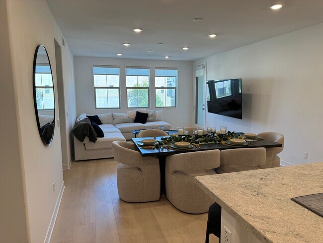 Building Photo - 1201 Lasso Way