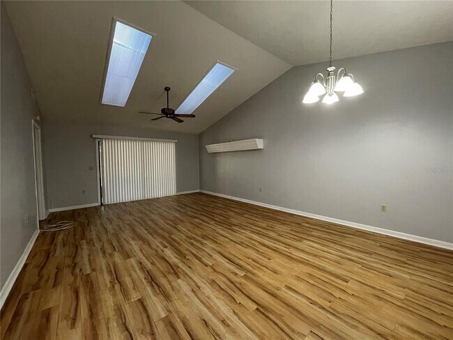 Building Photo - 3325 S Belgrave Dr