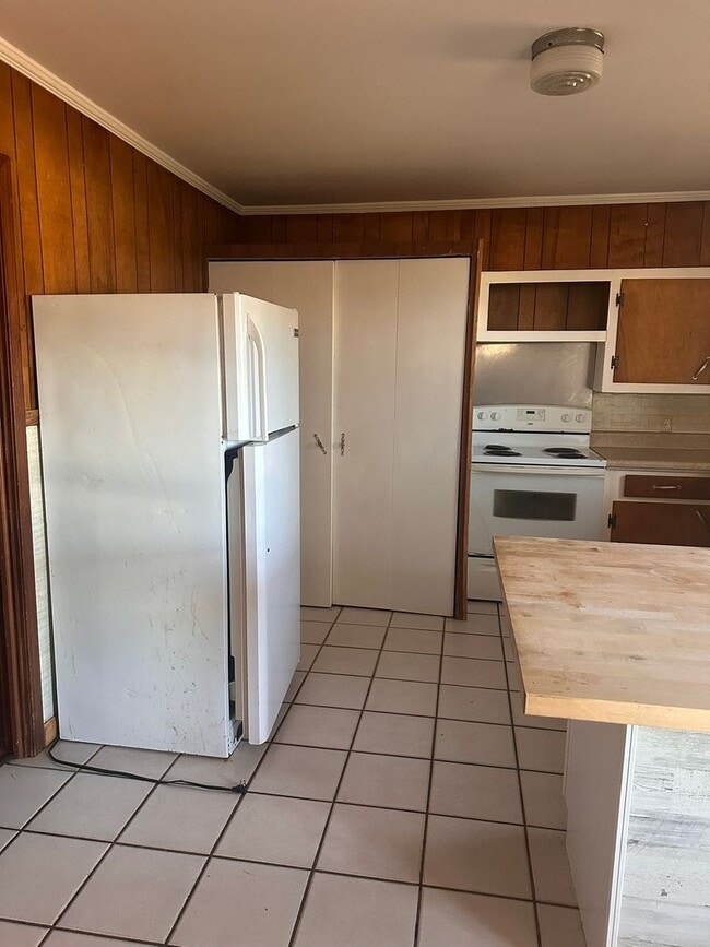 Foto del edificio - 1124 Erskine Rd