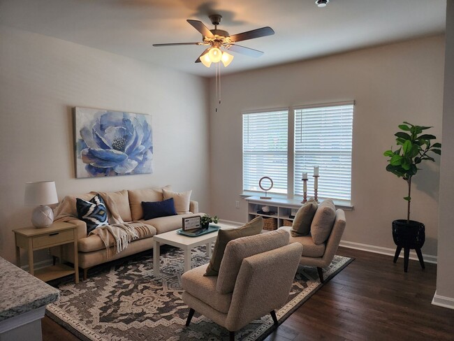 Building Photo - Beautiful new home for rent