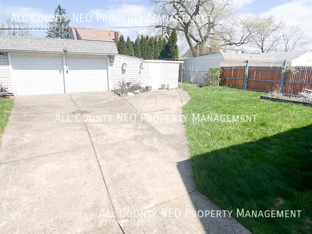 Building Photo - 20921 Westport Ave