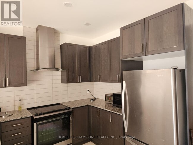 Building Photo - 35 Christine Elliott Ave