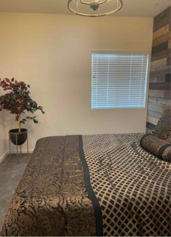 Foto del edificio - 2118 Iberian Ct