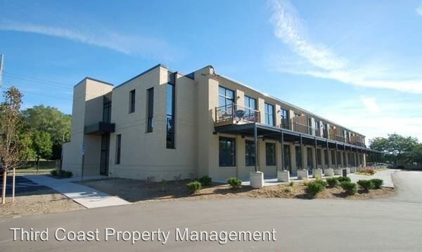 Foto principal - 855 Michigan St NE