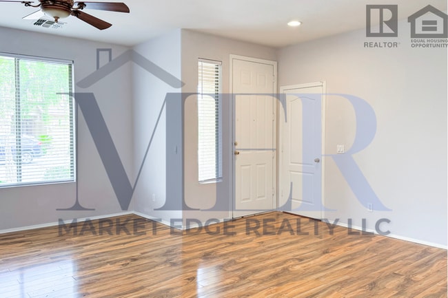 Building Photo - 4 Bed/2 Bath House in Avondale! JOIN THE W...