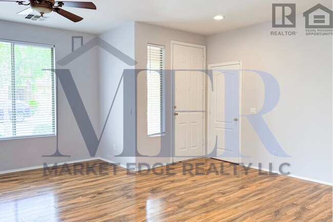 Foto del edificio - 4 Bed/2 Bath House in Avondale! JOIN THE W...