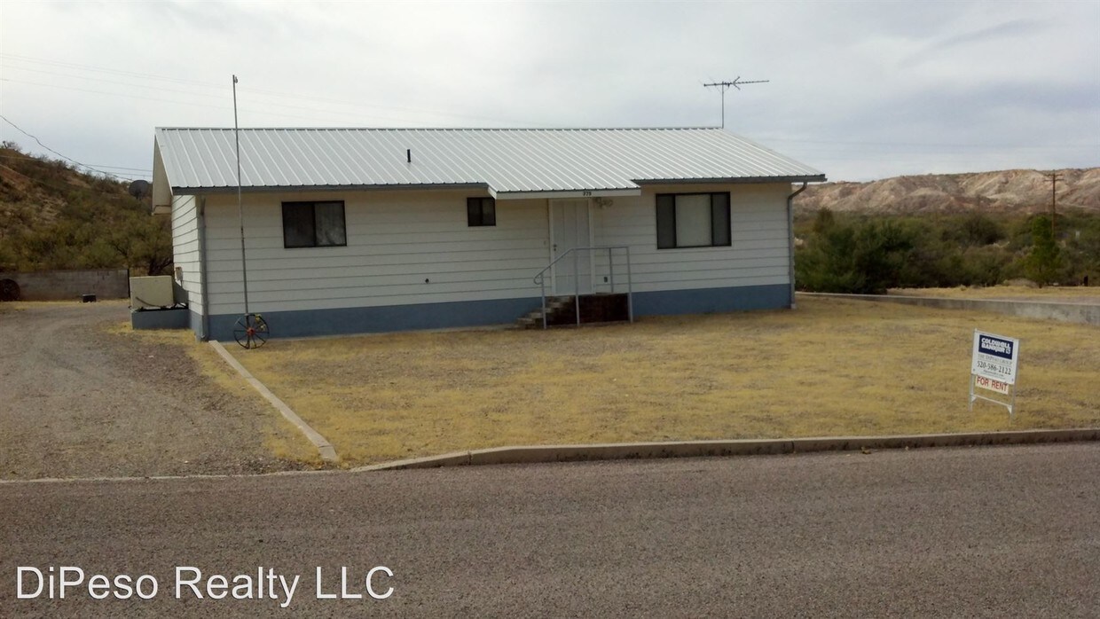 2 br, 1.5 bath House 375 W Duane St House Rental in Benson, AZ