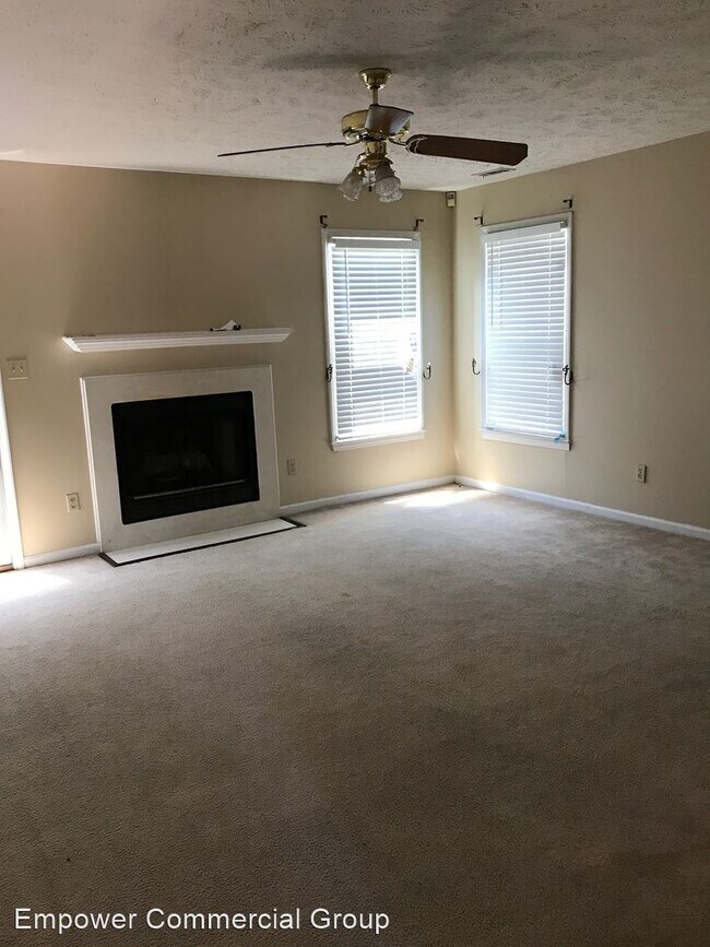 Building Photo - 2 br, 2.5 bath House - 5557 Robmont Drive