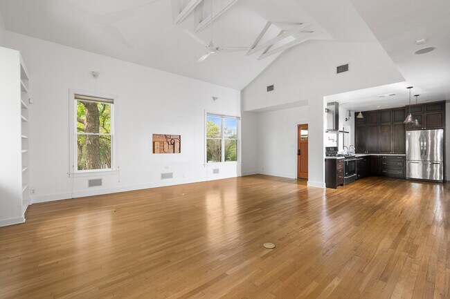 Building Photo - 201 Chichester Pl