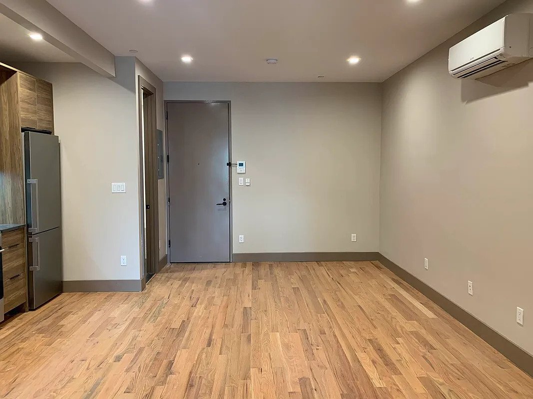 Primary Photo - 1140 DeKalb Ave