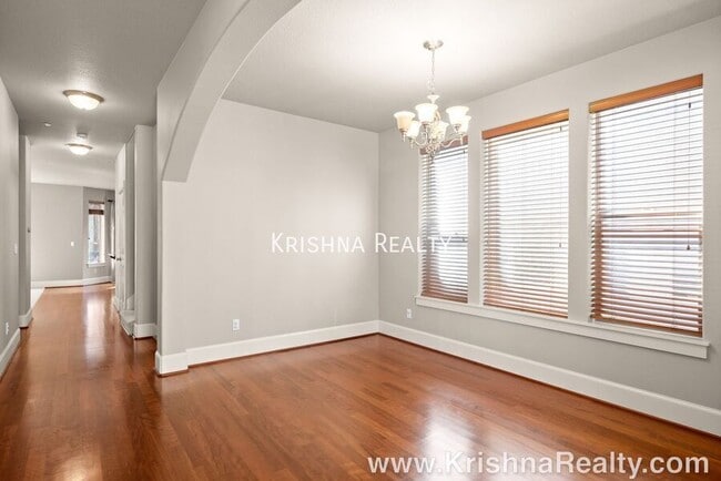 Building Photo - 11322 NW Kimble Ct