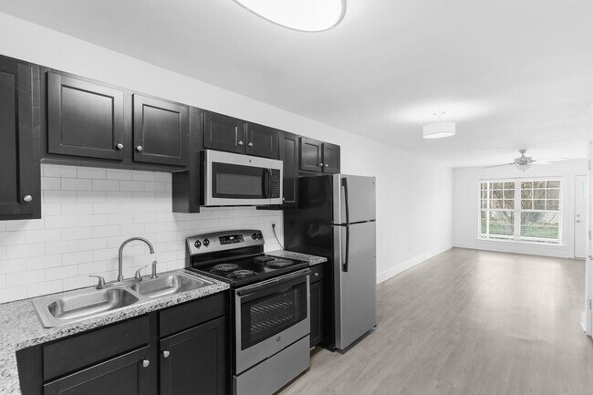 Interior Photo - Cliff Corners