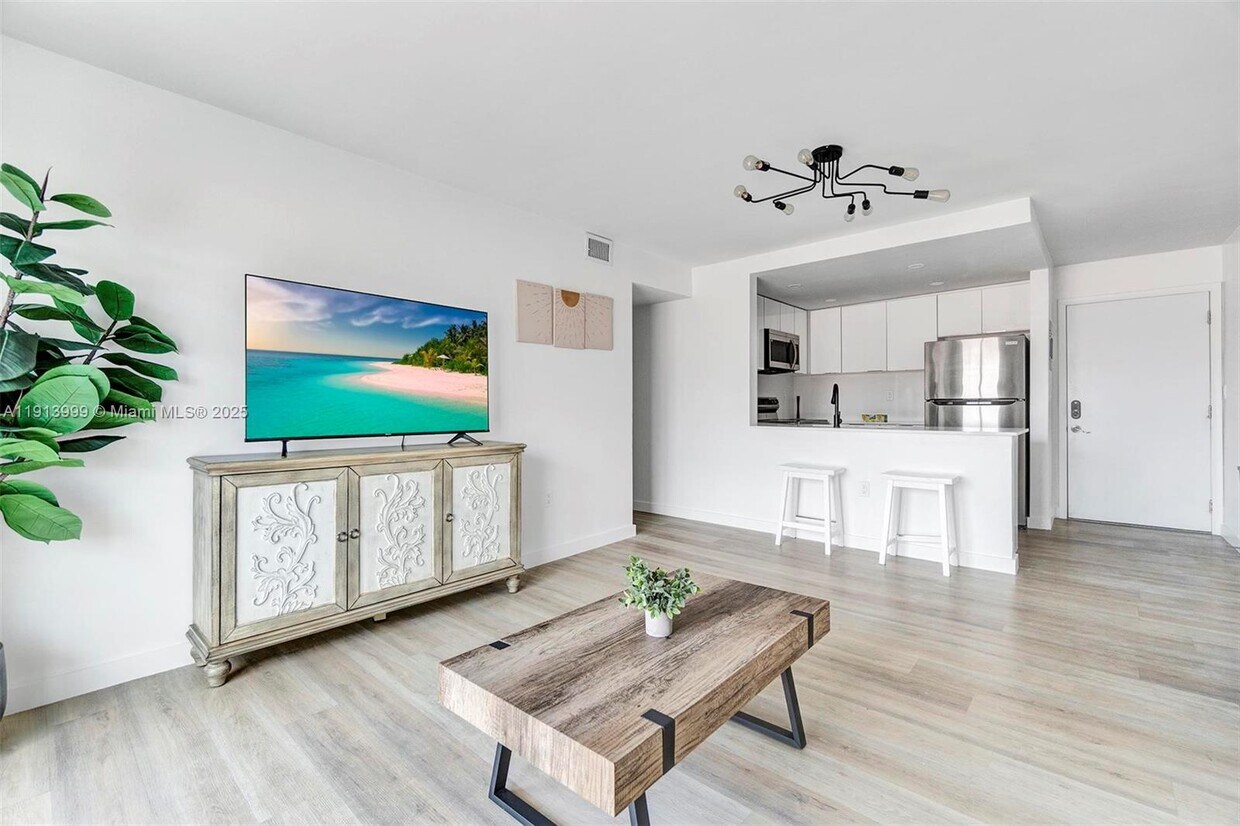 Foto principal - 620 SW 10th St