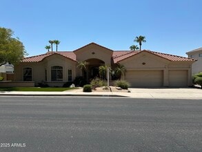Building Photo - 2053 E Clubhouse Dr