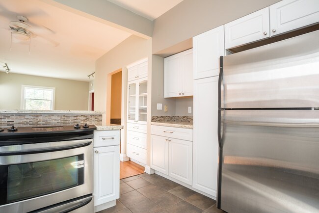 Cocina - 3944 Vallejo St