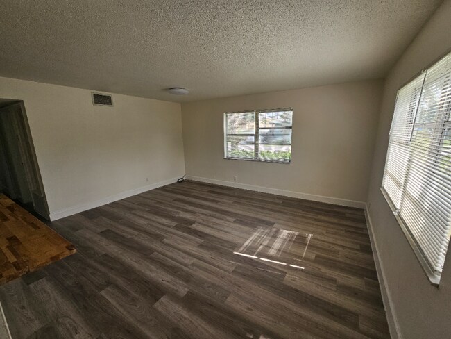 Foto del edificio - 236 SE 9th Ave