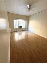 Building Photo - 1825 Ivar Ave