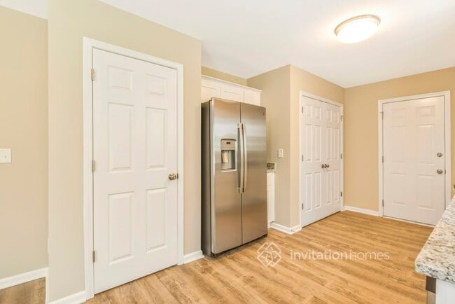Building Photo - 5736 Brookfield Pointe Dr