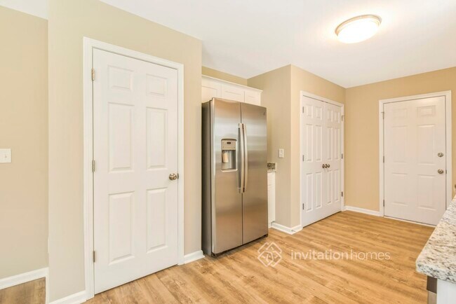 Foto del edificio - 5736 Brookfield Pointe Dr