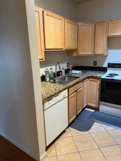 Photo - 3741 S Wayne Rd Apartment