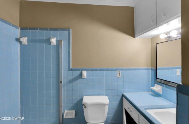 Foto del edificio - 927 E College St