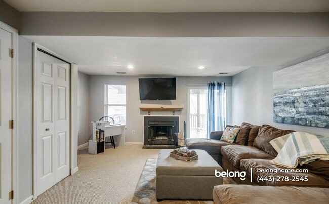 Building Photo - 1152 Oakmoor Ct