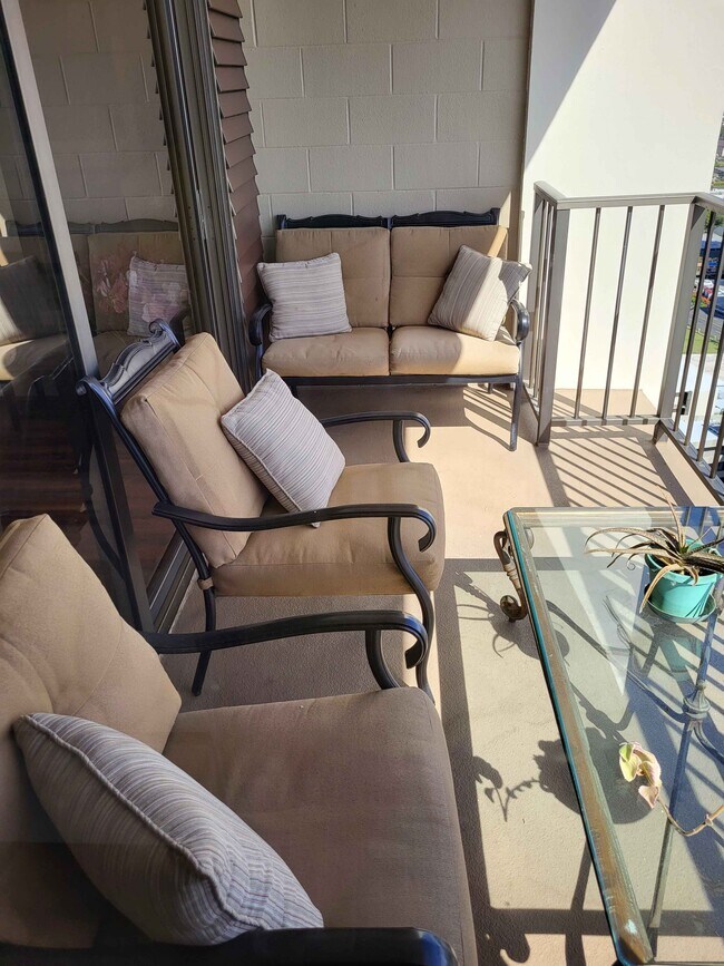 Photo - 1630 Liholiho St Apartment