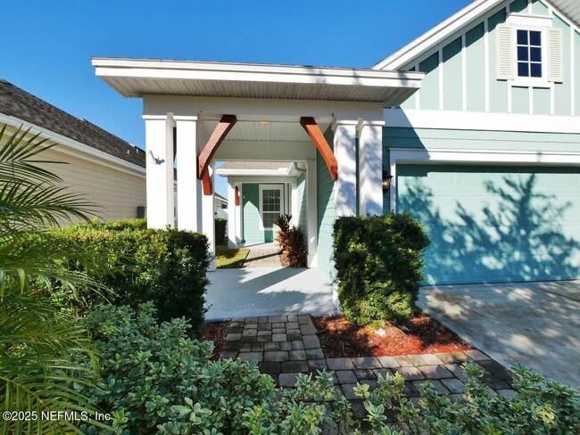 Building Photo - 135 Park Lake Dr