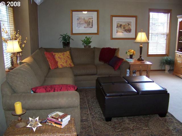 Large living room - 11405 SW Paulina Drive