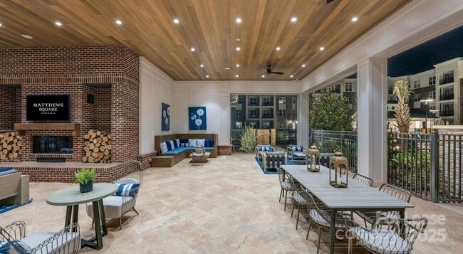 Foto del edificio - 4010 Waiting St