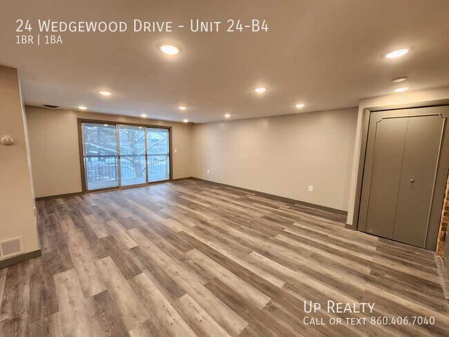 Foto del edificio - 24 Wedgewood Dr