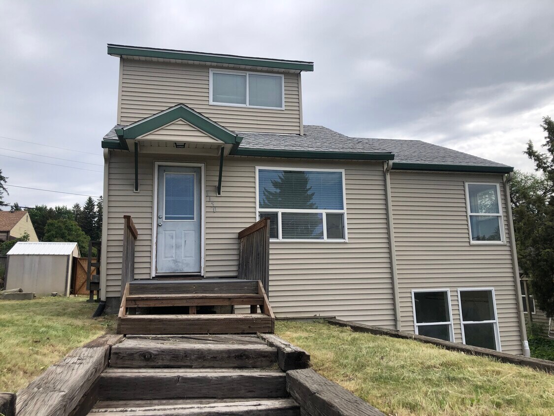 Foto principal - 1150 NE Lake St