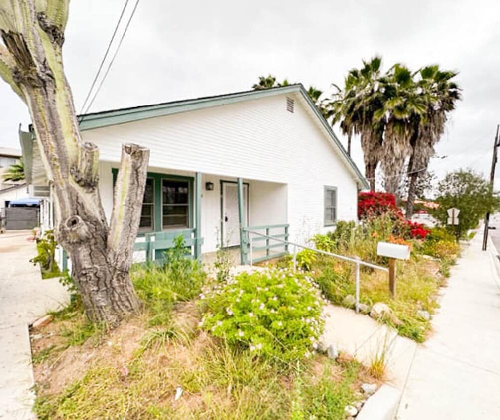 ALVARADO MULTI UNIT Apartment for Rent in Fallbrook, CA