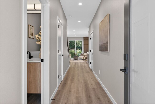 Foto del edificio - 10907 SE Home Ave