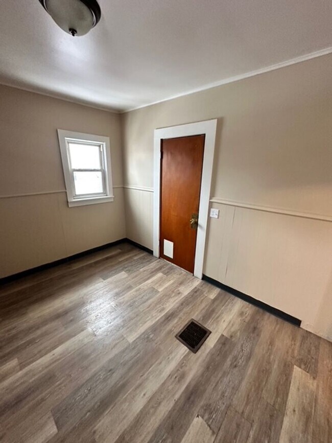 Foto del edificio - 490 Glenwood Ave