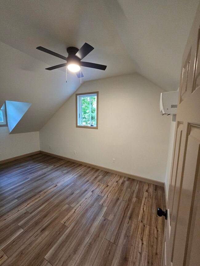 Building Photo - 135 Doe Fork Ln