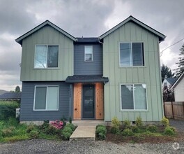 Building Photo - 7240 SE Umatilla St