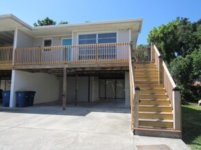 Building Photo - 16120 Dublin Cir