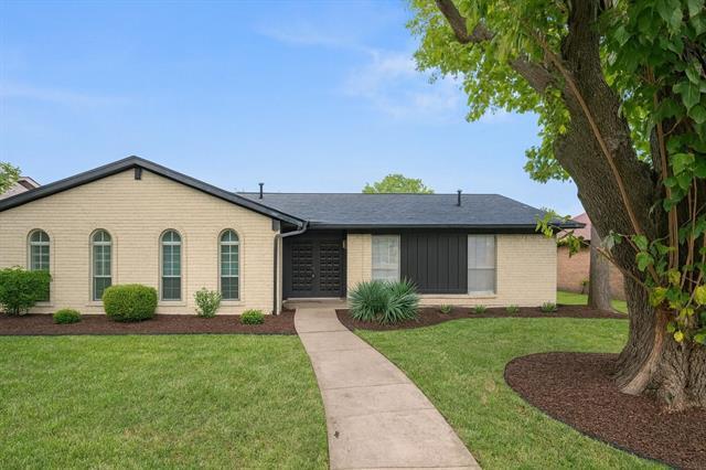 Foto principal - 2813 Raintree Dr