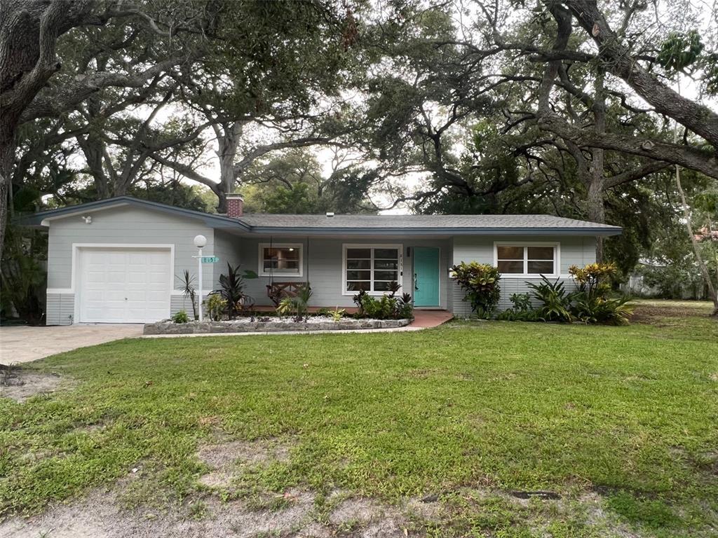 Foto principal - 8151 26th Ave N