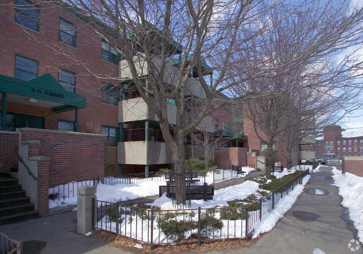 79 N Summer St, Holyoke, MA 01040 Apartments in Holyoke, MA