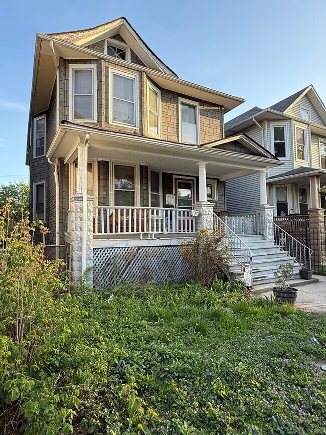 Foto del edificio - 4129 W School St